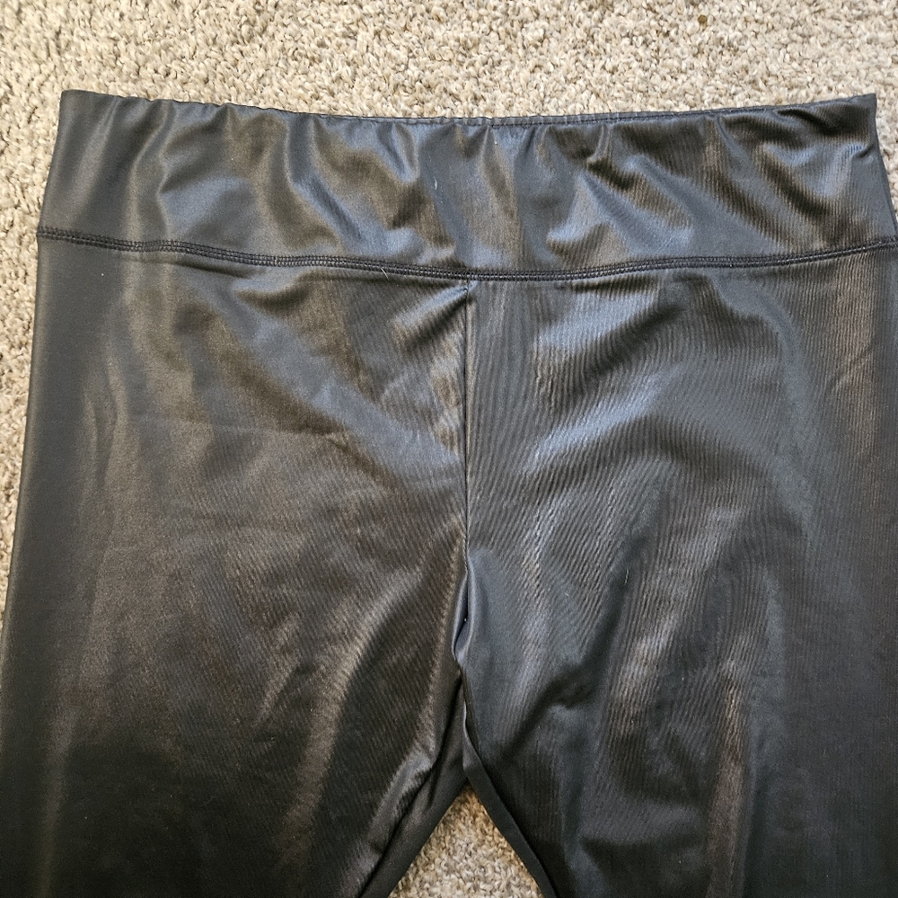 Wild Fable Shiny Black Leggings - Picture 3 of 3